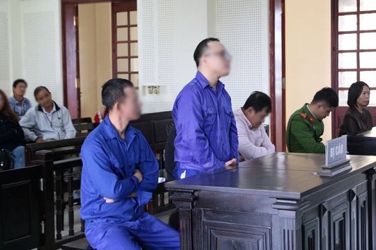 Lừa chạy giảm án để chiếm đoạt tài sản