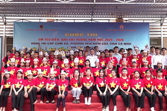 Hun đúc tình yêu biển, đảo quê hương cho thế hệ trẻ