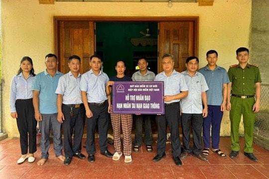 Quỹ Bảo hiểm xe cơ giới trao hỗ trợ nhân đạo cho nạn nhân tai nạn giao thông