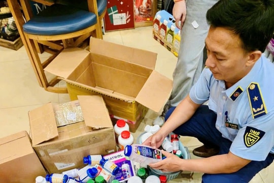 Siết quản lý thực phẩm và sản phẩm y tế kém chất lượng