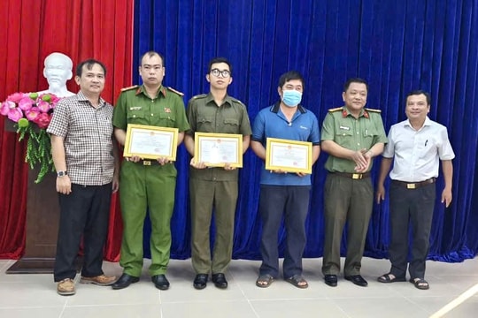 Nghi trộm rồi cầm dao tấn công 3 người
