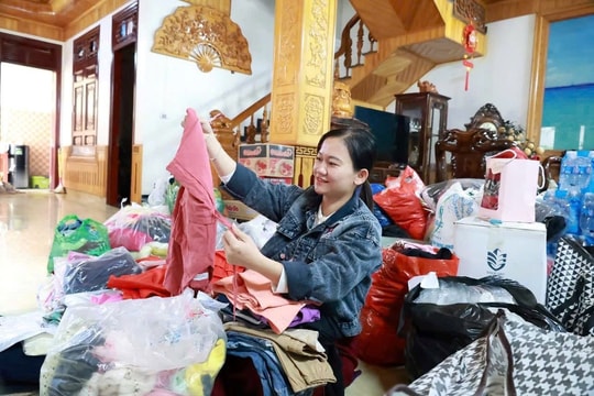 Người dân Thanh Hóa hướng về đồng bào vùng lũ miền Trung