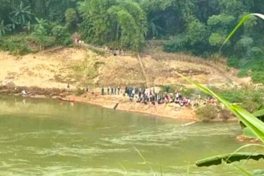 Chánh văn phòng Đảng ủy xã mất tích khi đi đánh cá trên sông Mã