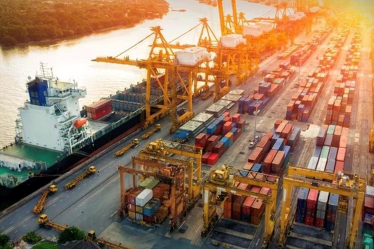 Xuất nhập khẩu của Việt Nam "lập kỷ lục", vượt mốc 800 tỷ USD