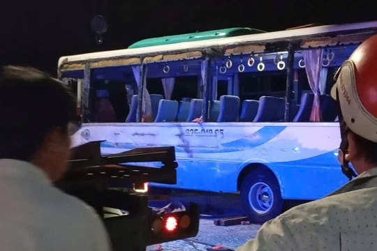 Vụ lật xe khiến hơn 10 người nhập viện ở Tây Ninh: Công an vẫn đang điều tra