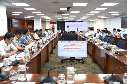 Bàn giải pháp nâng cao an toàn giao thông ở TP. HCM