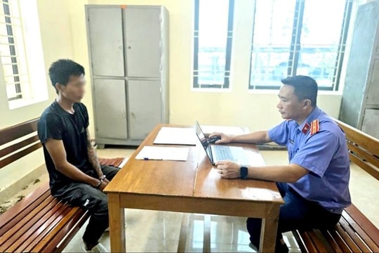 Vụ cha dượng bạo hành con riêng của vợ ở Hà Tĩnh: Khởi tố thêm tội danh