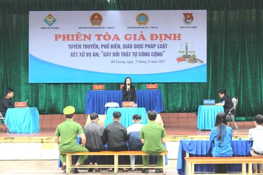 Phiên tòa giả định: Cách giáo dục pháp luật hiệu quả cho học sinh