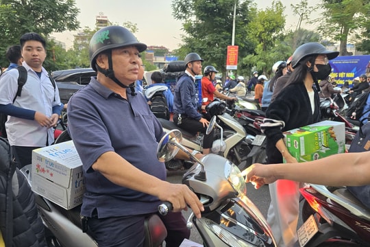 Hơn 6.250 tập thể, cá nhân ủng hộ đồng bào miền Trung - Tây Nguyên qua MTTQ TP. Hải Phòng