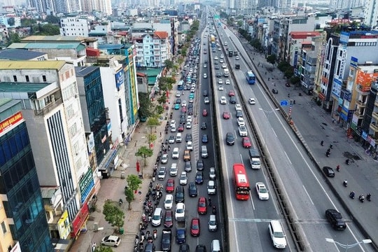 Áp dụng lộ trình mới về khí thải ô tô từ ngày 1/3/2026