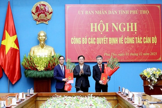Phú Thọ công bố các quyết định về công tác cán bộ