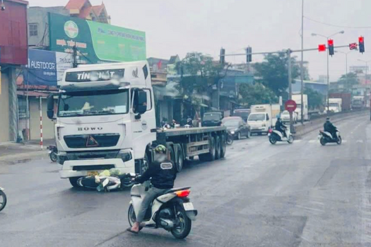 Một phụ nữ tử vong khi di chuyển trên quốc lộ 5
