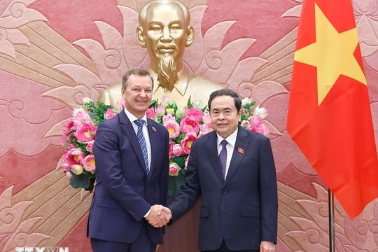 Chủ tịch Quốc hội Trần Thanh Mẫn tiếp Phó Chủ tịch Thứ nhất Hội đồng Liên bang Quốc hội LB Nga