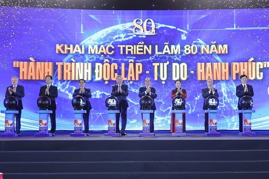 Thủ tướng yêu cầu khẩn trương chuẩn bị Lễ khánh thành, khởi công các dự án lớn chào mừng Đại hội XIV
