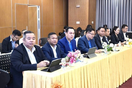 Tập huấn về truyền thông cho cán bộ công đoàn Campuchia