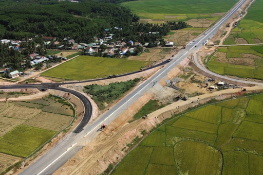 Quyết tâm về đích 4 dự án cao tốc Bắc – Nam trước ngày 19/12/2025