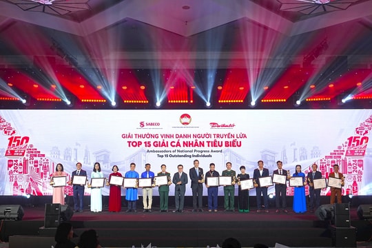 SABECO khép lại hành trình “150 năm di sản vươn cao” và vinh danh những “Người truyền lửa”