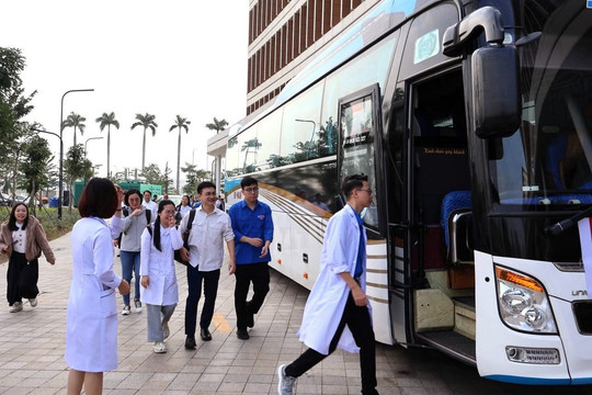 Đoàn công tác Sở Y tế Hải Phòng lên đường hỗ trợ tại tỉnh Đắk Lắk
