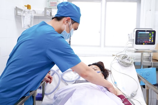 Diễn biến mới nhất về hai nạn nhân trong vụ cháy quán ăn TP.HCM