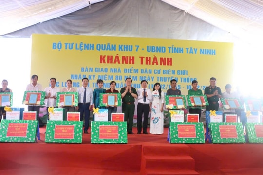 Khánh thành, bàn giao 69 căn nhà 'Khu dân cư liền kề chốt dân quân biên giới'