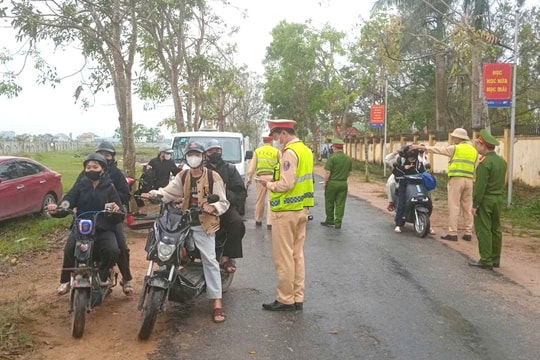 Lan tỏa ý thức an toàn giao thông từ trường học