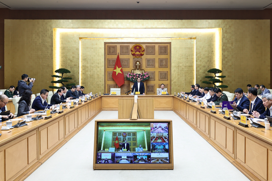 Thủ tướng yêu cầu thần tốc hơn nữa triển khai "Chiến dịch Quang Trung" xây, sửa nhà cho  dân