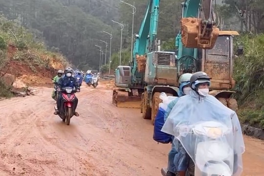 Đề xuất chủ trương đầu tư, nâng cấp Quốc lộ 24 sau nhiều lần sạt lở