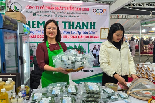 Nông sản an toàn “đổ bộ” quảng trường Lam Sơn
