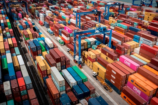 Khi doanh nghiệp tư nhân giải bài toán điểm nghẽn logistics