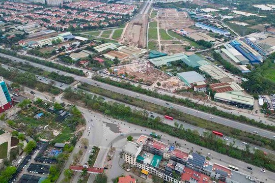 Hà Nội triển khai phân luồng giao thông hơn một tháng để phục vụ sửa chữa mặt đường Đại lộ Thăng Long