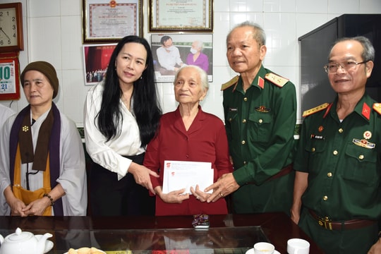 Tri ân các Mẹ Việt Nam Anh hùng trước thềm 22/12