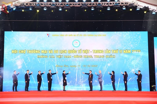 Khai mạc hội chợ Việt - Trung 2025 tại Móng Cái