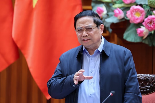 Thủ tướng: Chậm nhất tới 31/12 phải khôi phục nhà ở an toàn cho 12 hộ dân tại Khe Sanh (Quảng Trị)