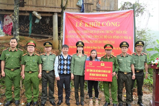 Công an Quảng Ngãi dựng lại nhà cho dân vùng thiên tai