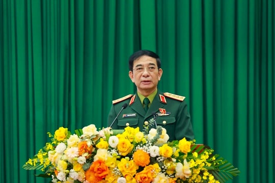 Đại tướng Phan Văn Giang dự tiếp xúc cử tri sau Kỳ họp thứ 10 tại Thái Nguyên