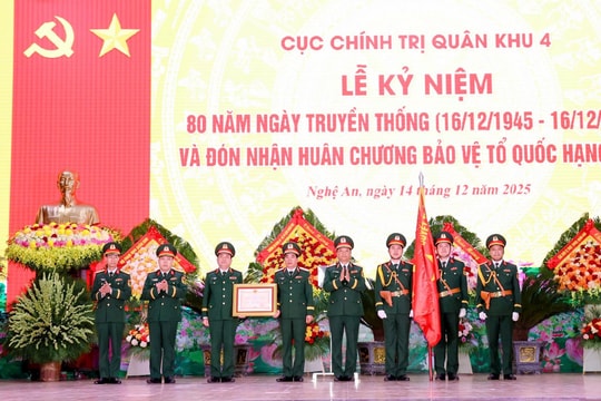 Cục Chính trị Quân khu 4 tổ chức kỷ niệm 80 năm ngày truyền thống (16/12/1945 – 16/12/2025)