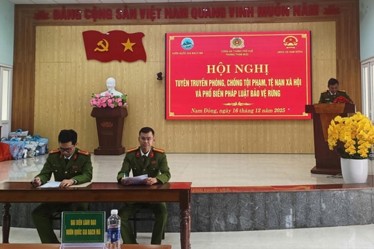 Gieo mầm pháp luật, giữ bình yên vùng cao Nam Đông