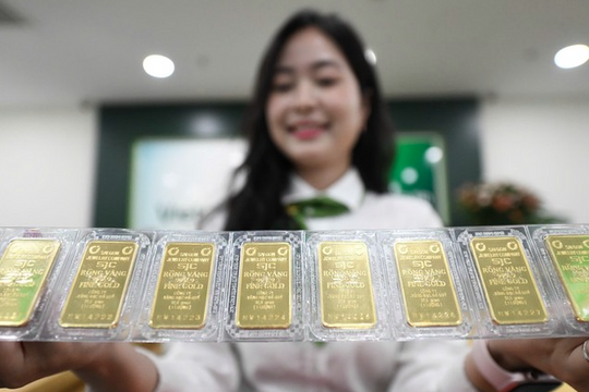 Giá vàng hôm nay (18/12): Giao dịch trên mốc 156 triệu đồng/lượng
