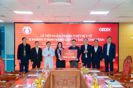 GELEX tặng thiết bị y tế và hỗ trợ phòng bệnh tại Nghệ An