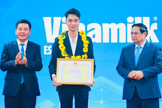 Vinamilk được Bộ Công thương vinh danh doanh nghiệp xuất khẩu tiêu biểu