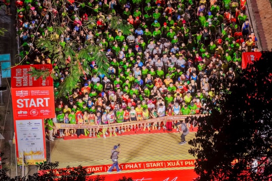 Gần 10.000 VĐV tranh tài tại Giải Marathon Quốc tế Di sản Cần Thơ 2025