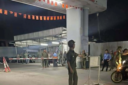 Truy tìm nghi phạm đâm tử vong bảo vệ Bệnh viện Đa khoa Vĩnh Long