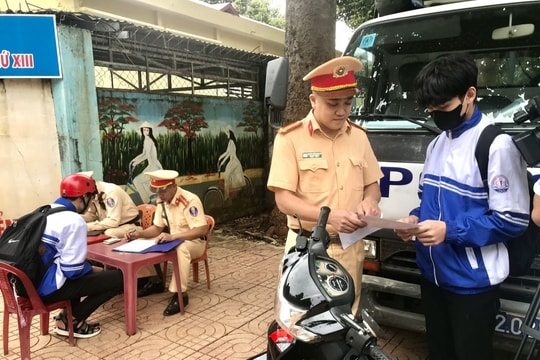 Nhà trường "mắt xích" quan trọng trong phòng ngừa vi phạm giao thông