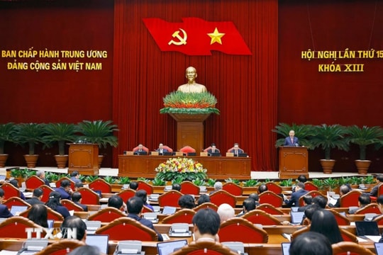 Thông cáo báo chí ngày làm việc thứ nhất Hội nghị Trung ương 15, khóa XIII