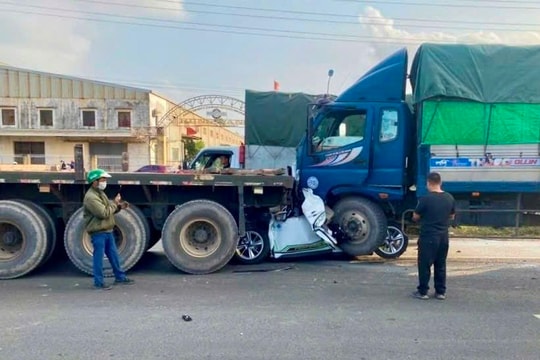 Tai nạn liên hoàn trên QL5 khiến 3 người thương vong
