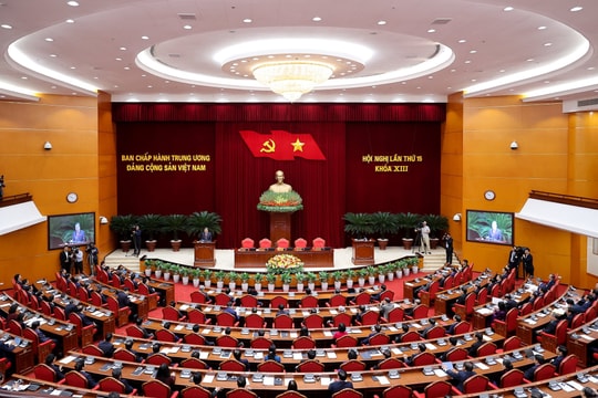 Thông báo Hội nghị lần thứ 15 Ban Chấp hành Trung ương Đảng khóa XIII