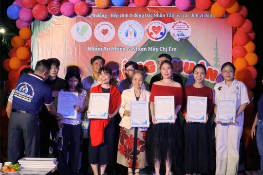 TP.HCM: Giáng sinh ấm áp nơi “Bếp cơm 0 đồng” Đắc Nhân Tâm