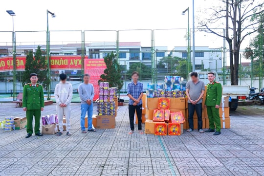 Triệt phá đường dây buôn bán pháo nổ quy mô đặc biệt lớn