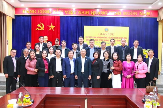 Cởi mở, chân tình buổi giao lưu học tập kinh nghiệm giữa TAND tỉnh Tuyên Quang và TAND tỉnh Lào Cai
