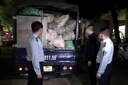 Phát hiện hơn 3 tấn xương lợn không rõ nguồn gốc, có dấu hiệu hư hỏng